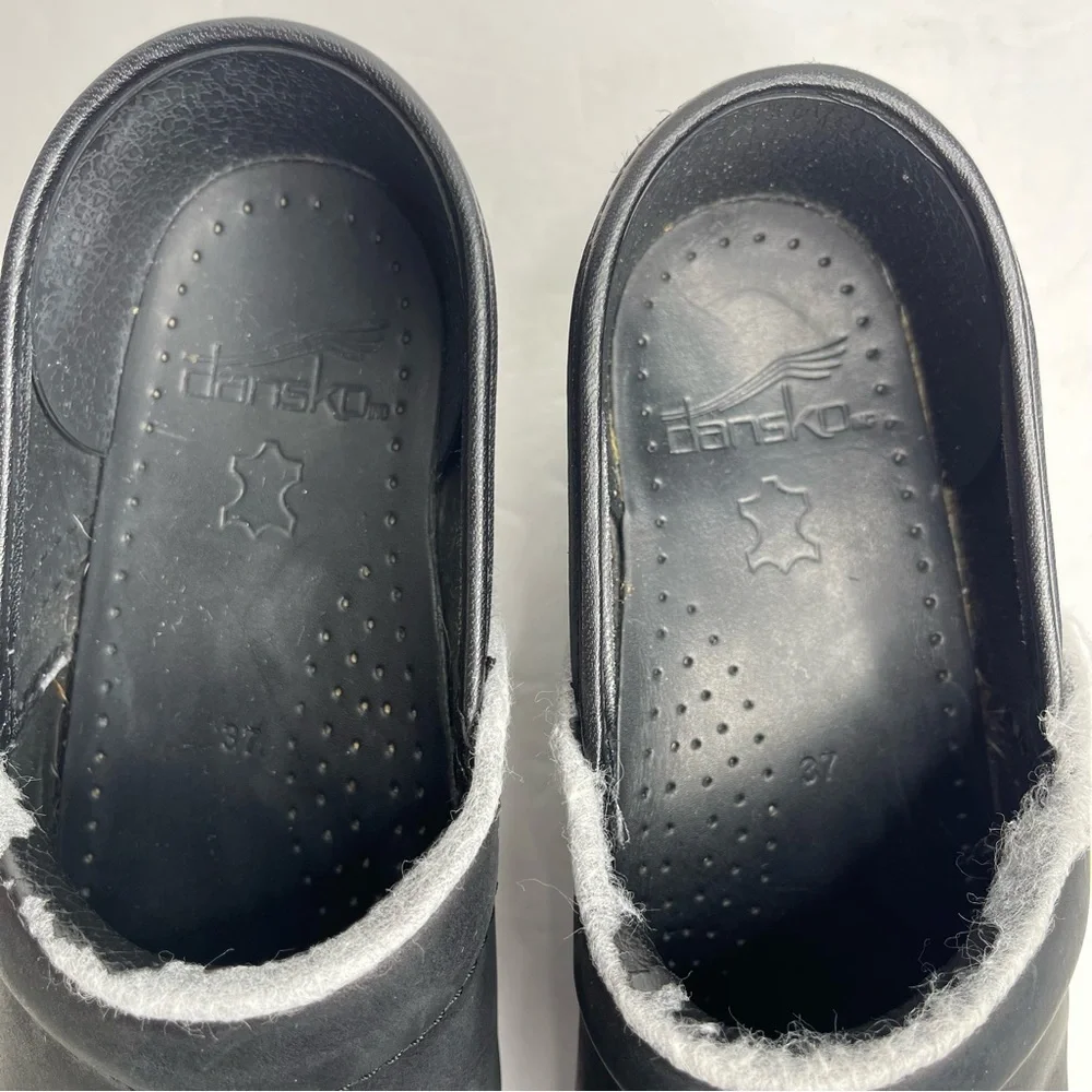 DANSKO Black Professional Nursing Sherpa Trim Slip On Clog Black Size 37